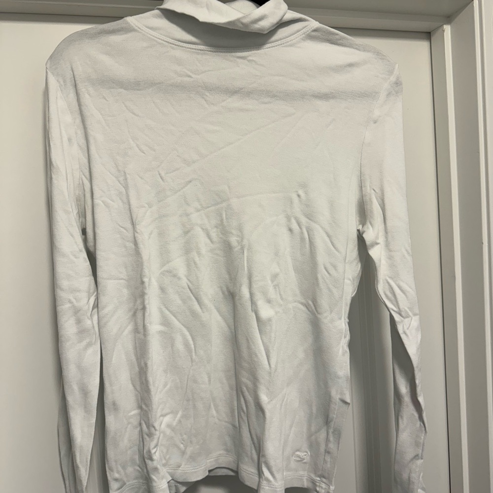 Vineyard vines turtle neck